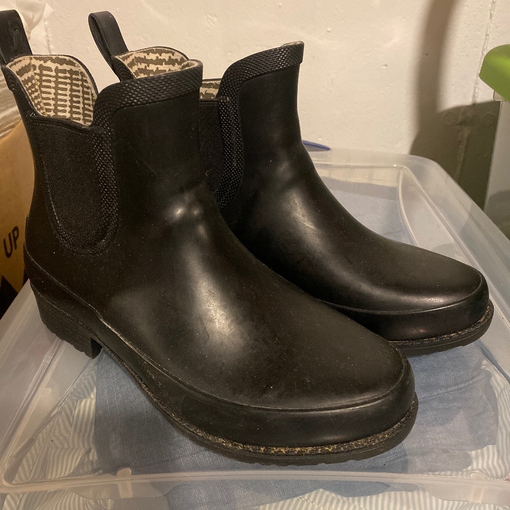 LL Bean short rain boots